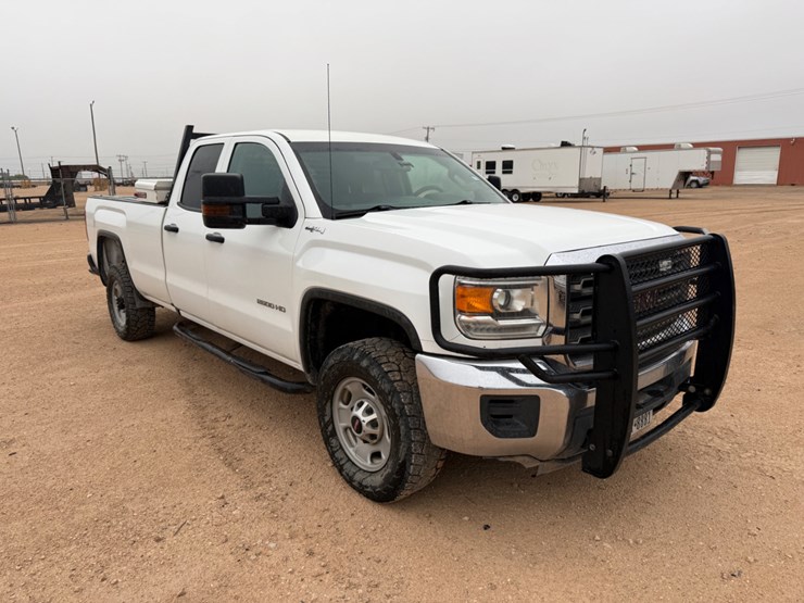 2019-gmc-sierra-2500hd-image-3