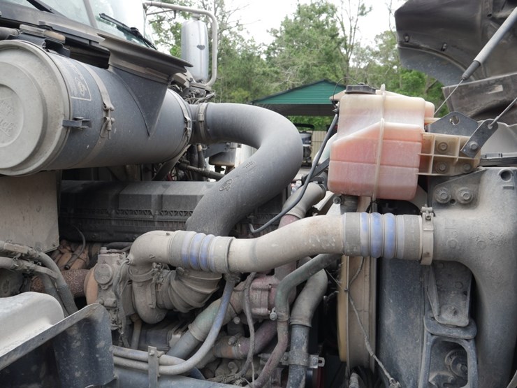 2019-mack-gu713-image-18