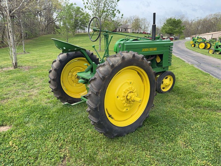 john-deere-h-image-5