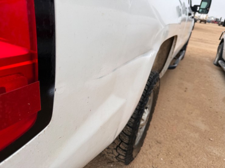 2019-chevrolet-silverado-2500hd-image-7