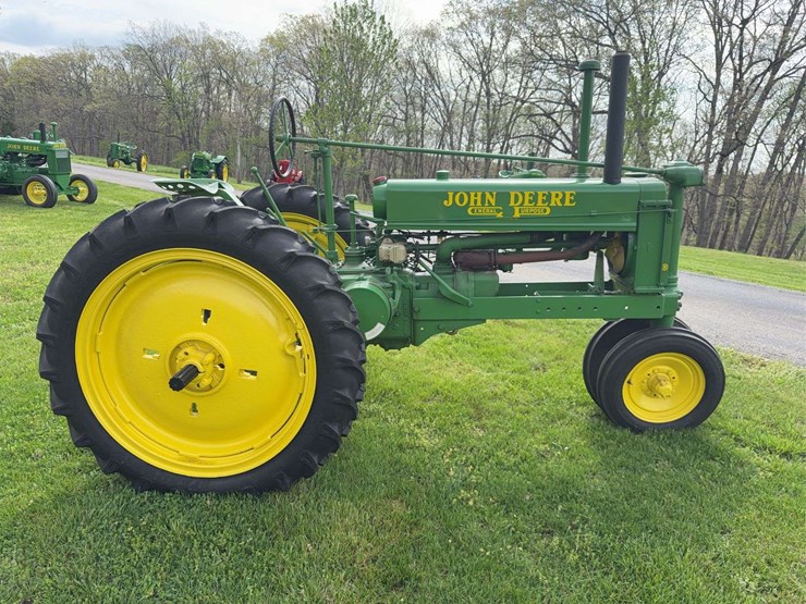 john-deere-b-image-6
