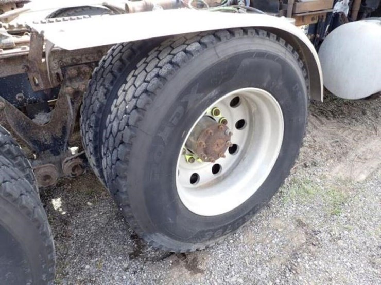 2016-kenworth-t880-image-58