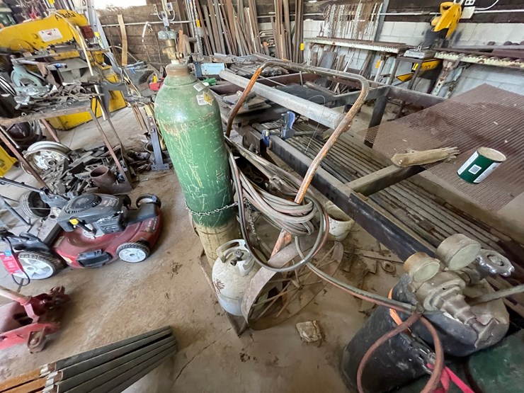 #1015-•-oxygen-and-acetylene-welding-set-image-5