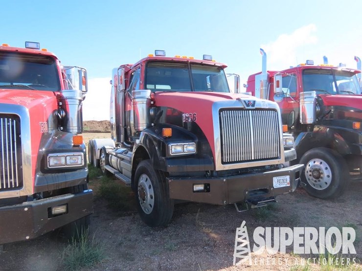 2015-western-star-4900-image-2