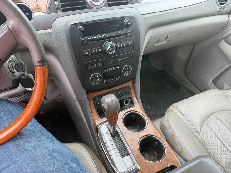 2012-buick-enclave-image-11