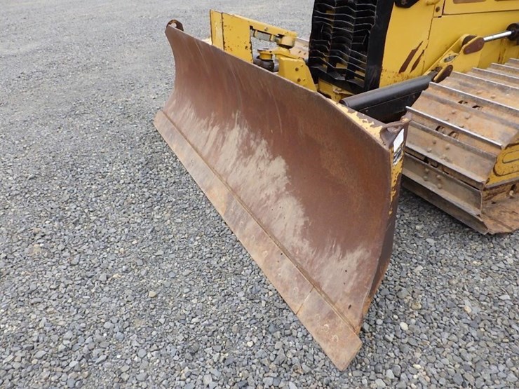 2015-caterpillar-d4k2-lgp-image-17