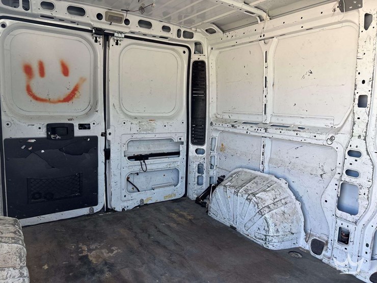 2018-ram-promaster-1500-image-12