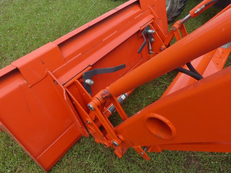 2023-kubota-l6060-image-8