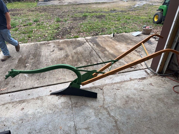 john-deere-left-hand-plow-image-6