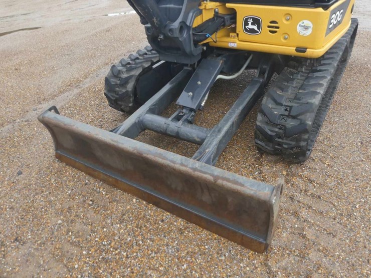 deere-30g-image-7