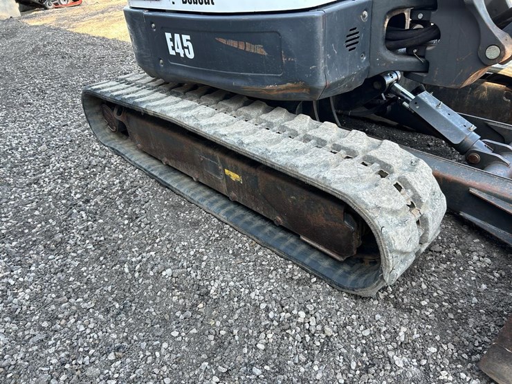 2015-bobcat-e45-image-11