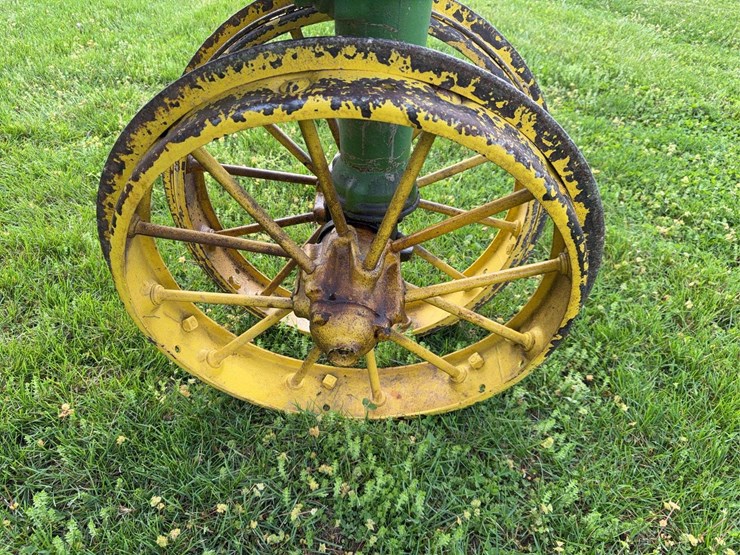 john-deere-a-image-15