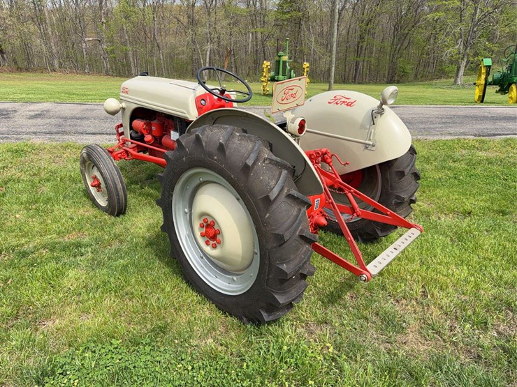 ford-8n-image-3