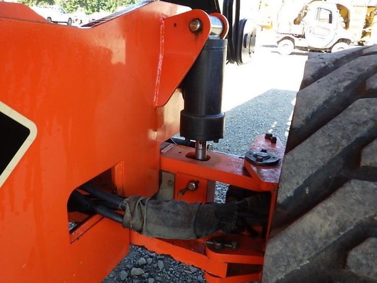 2002-jlg-800aj-image-36