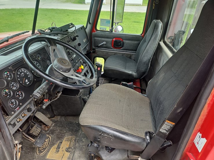 2000-mack-ch613-image-24