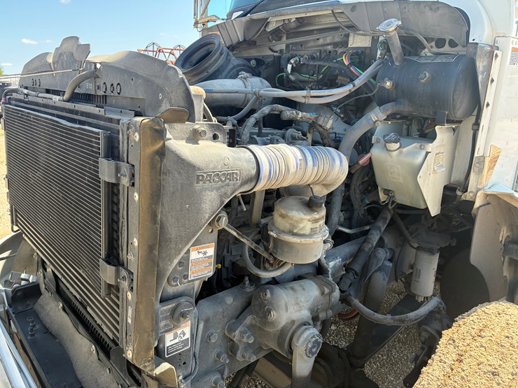2020-kenworth-t270-image-19