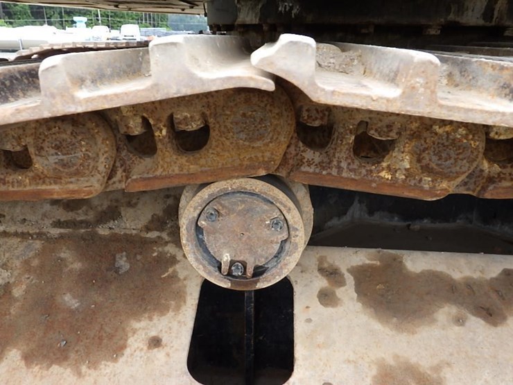2019-caterpillar-335f-lcr-image-35