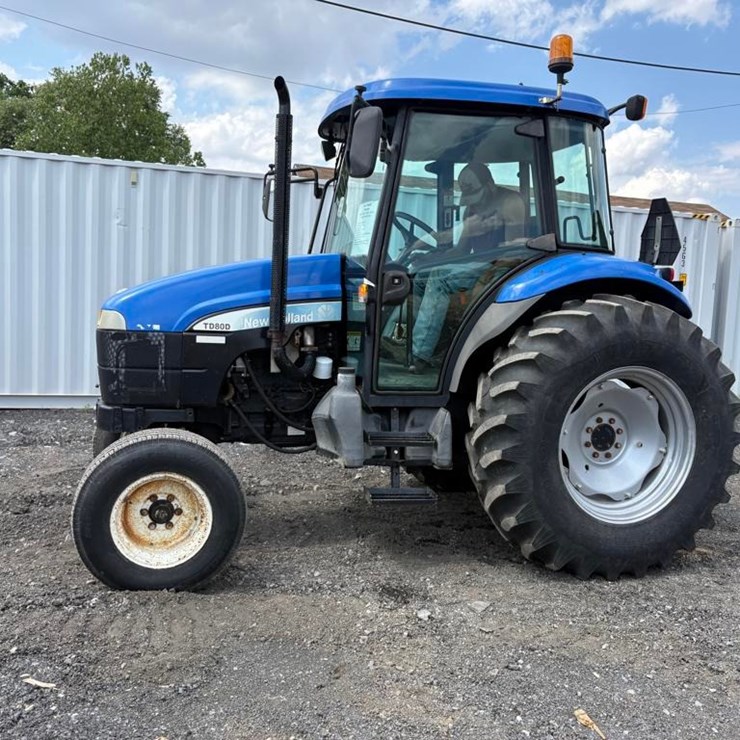 NEW HOLLAND TD80D