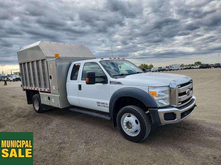 2011-ford-f550-image-2