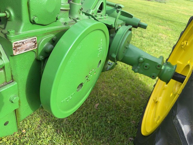 john-deere-b-image-34