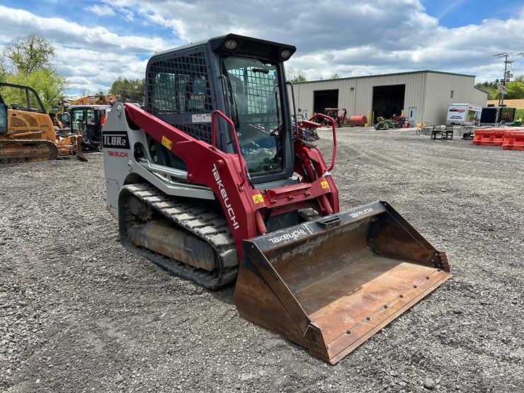 2022-takeuchi-tl8r2-image-6