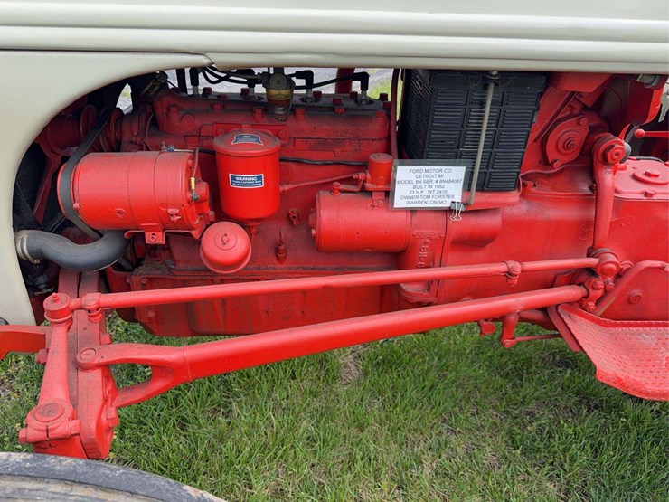 ford-8n-image-22