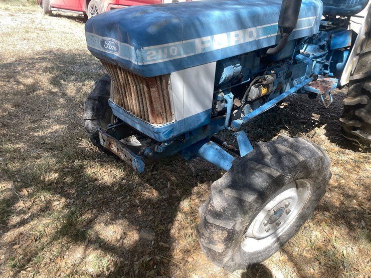 ford-tractor-image-2