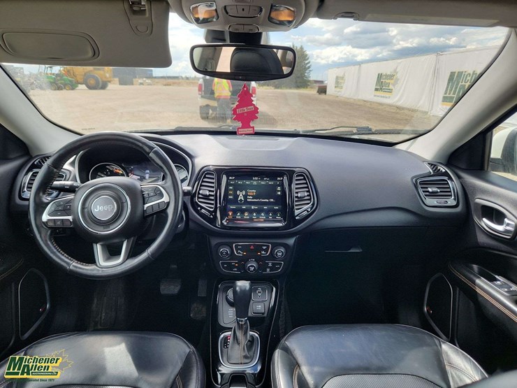 2018-jeep-compass-image-21