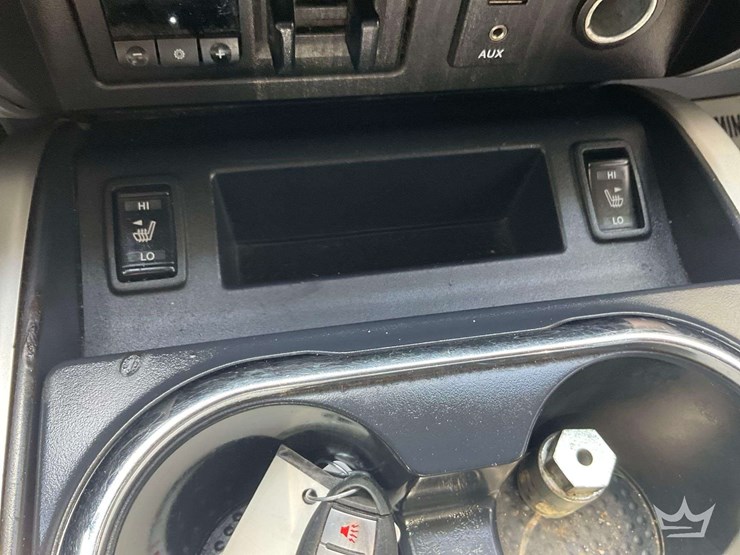2017-nissan-titan-image-16