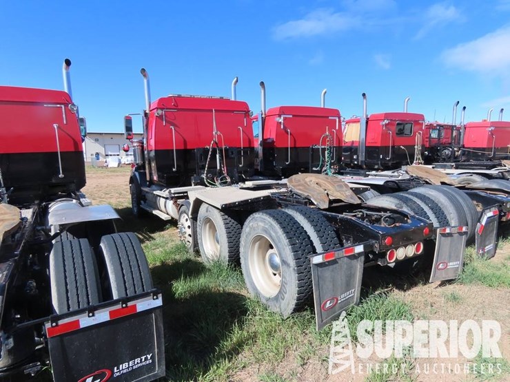 2015-western-star-4900-image-4