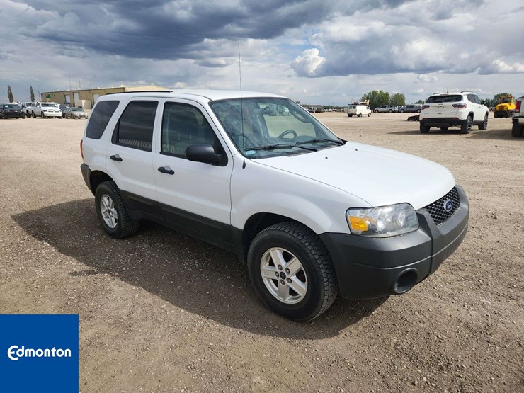 2007-ford-escape-image-2