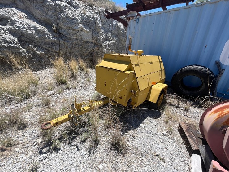#1048-•-air-compressor-image-1
