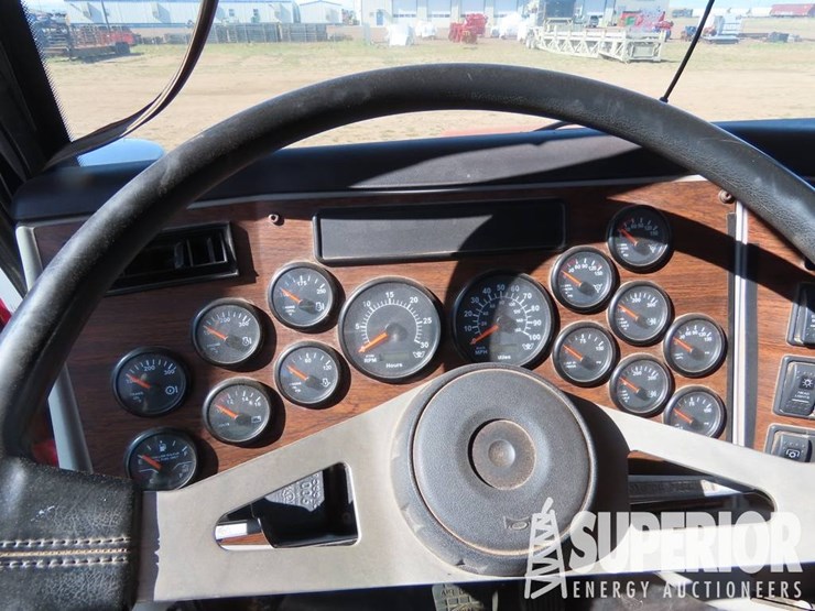 2015-western-star-4900-image-7