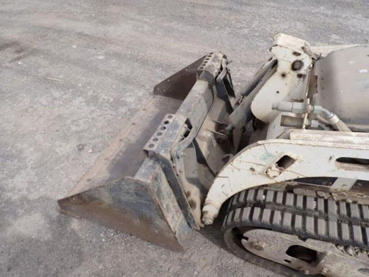 2007-bobcat-mt55-image-15