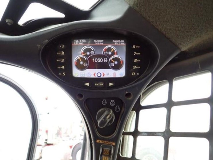 2021-bobcat-s740-image-12