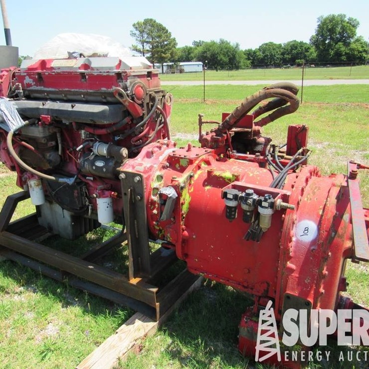 MASSEY-FERGUSON 8