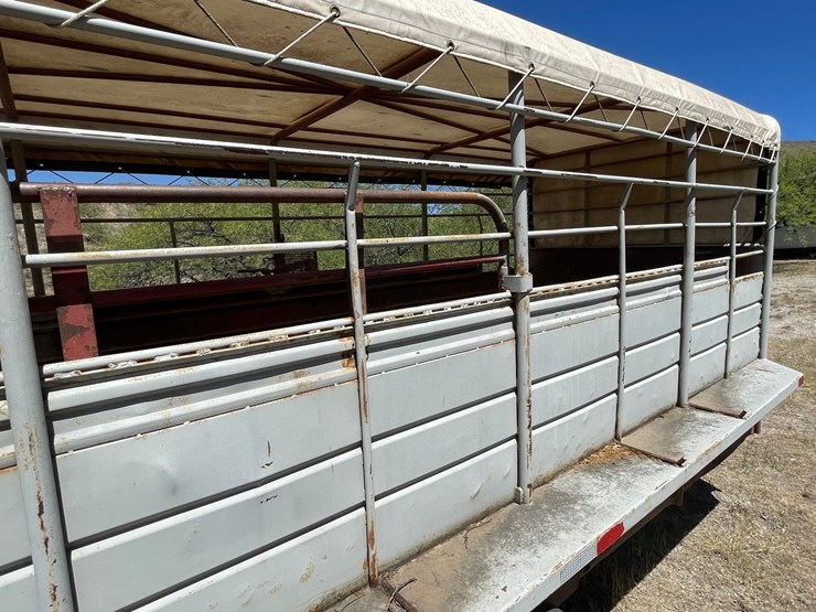 #1001-•-1990-ww-gooseneck-stock-trailer-(has-az-title)-image-21