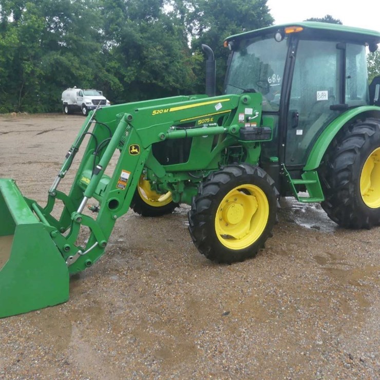 2021 JOHN DEERE 5075E