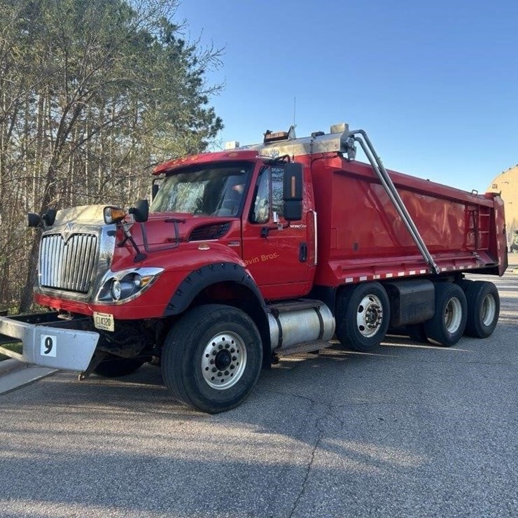 2013 INTERNATIONAL 7600