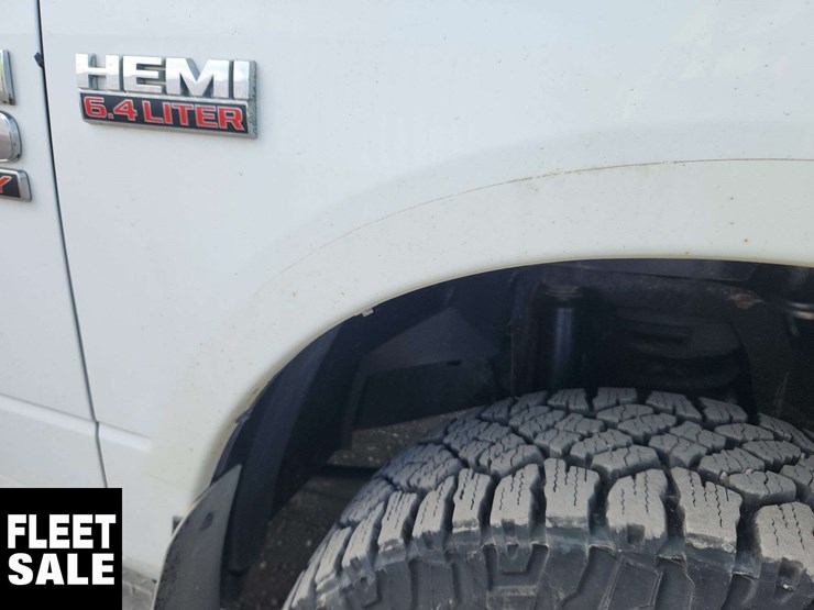 2015-ram-2500-slt-image-37