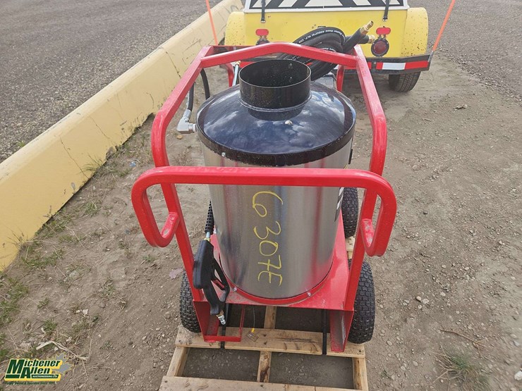 unused-easy-kleen-magnum-4000-series-pressure-washer-image-9