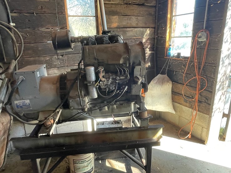 #1009-•-diesel-3-phase-generator-image-2