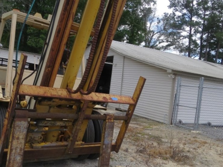 caterpillar-3208-image-3
