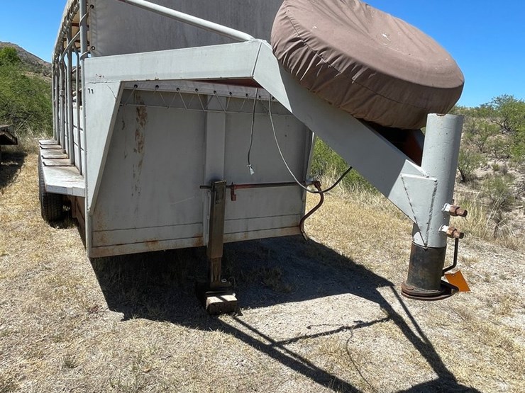 #1001-•-1990-ww-gooseneck-stock-trailer-(has-az-title)-image-3