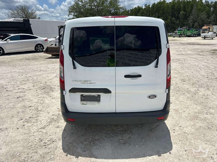 2016-ford-transit-connect-image-22