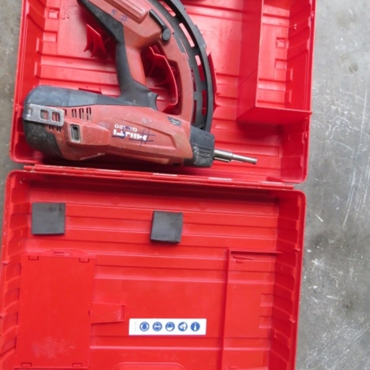 HILTI GX-120 GAS ACTUATED TOOL