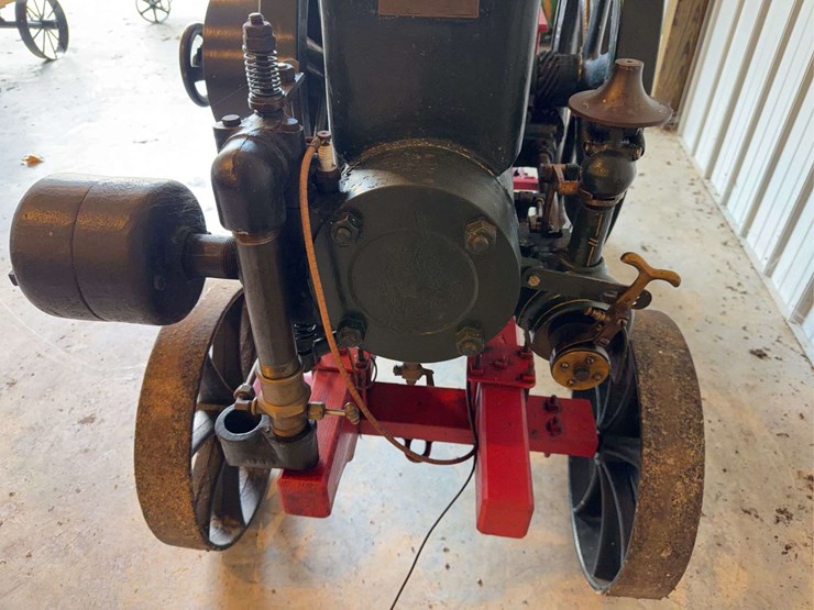 wisconsin-4-hp-side-shaft-engine-image-14