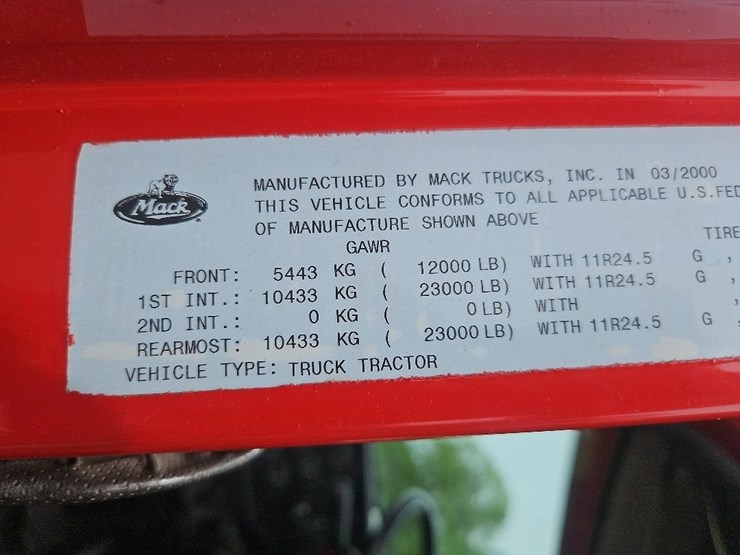 2000-mack-ch613-image-33