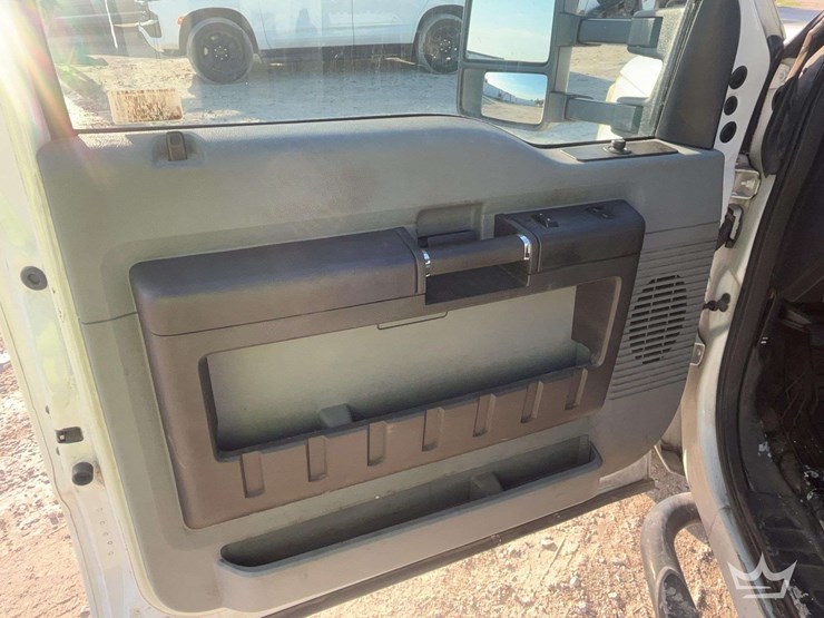 2014-ford-f350-image-14