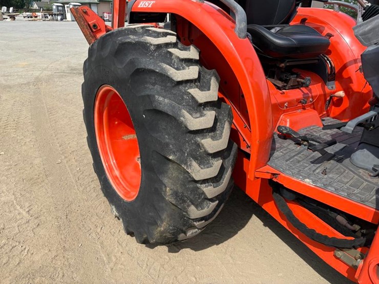 2007-kubota-l3830hst-image-12